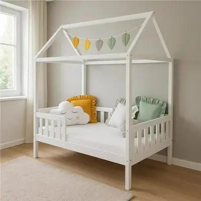 Patut tip casuta din lemn junior, 160x80 cm, Pana la 70 Kg, Cu bariera de protectie, Conform cu EN…